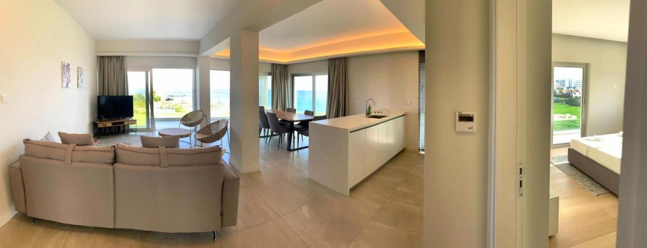 Emerald Suites Protaras Buitenkant foto