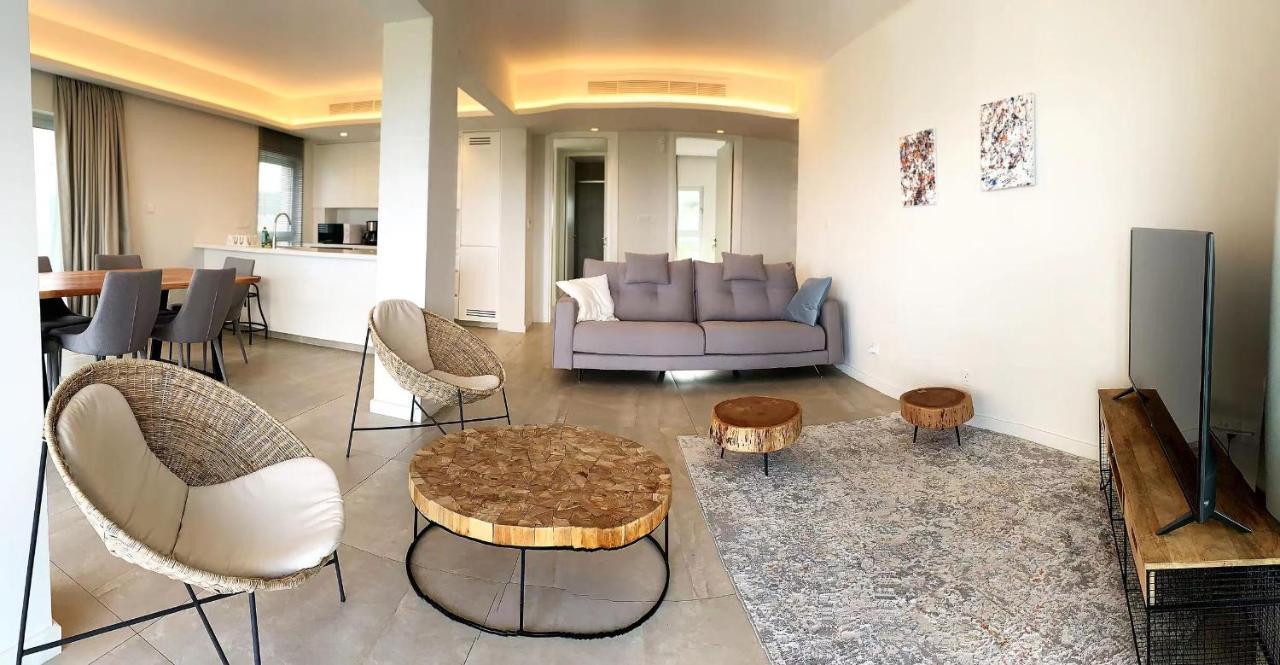 Emerald Suites Protaras Buitenkant foto