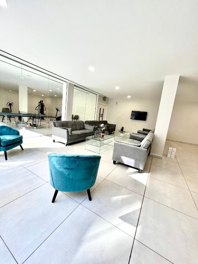 Emerald Suites Protaras Buitenkant foto