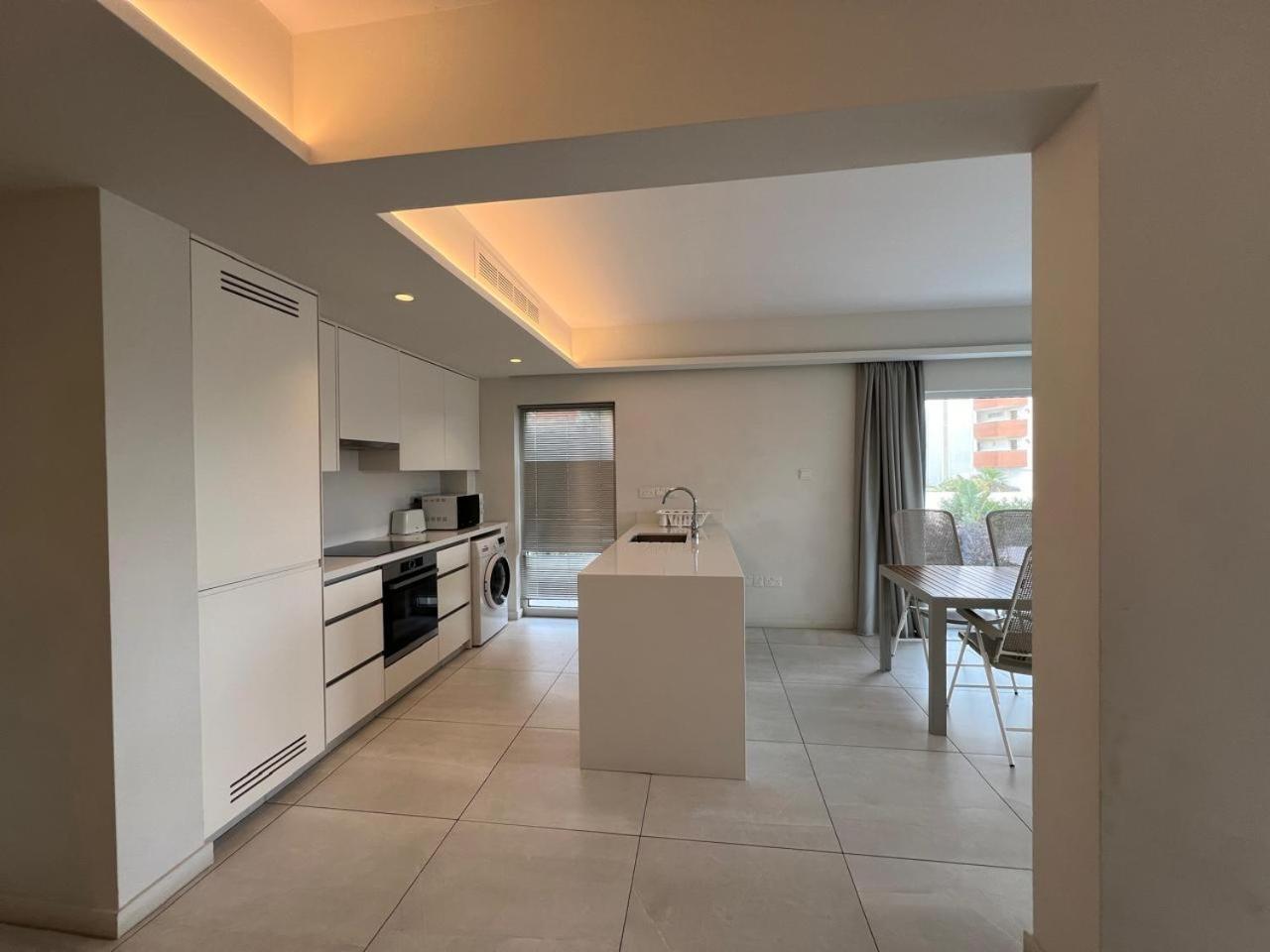 Emerald Suites Protaras Buitenkant foto