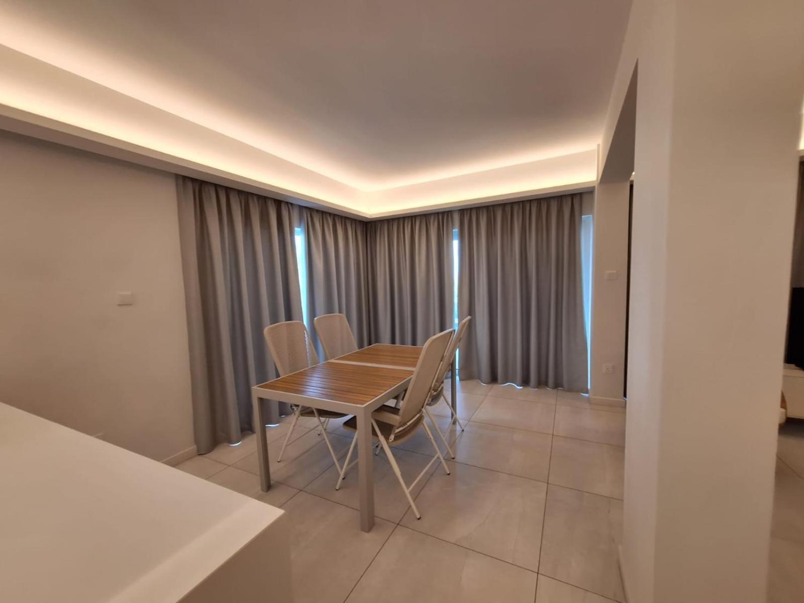 Emerald Suites Protaras Buitenkant foto